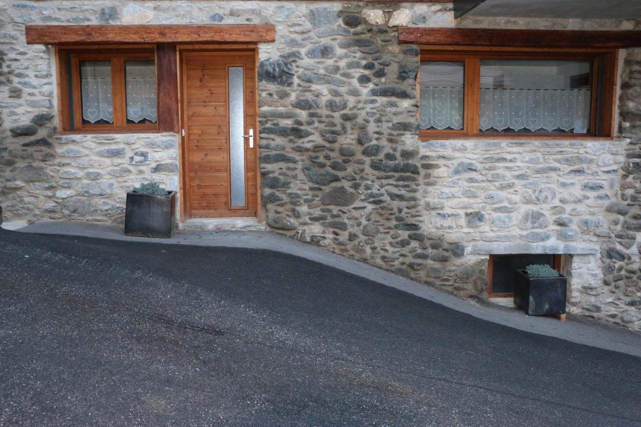 maison de village au pied des 3 Vallées Villarlurin Exterior foto